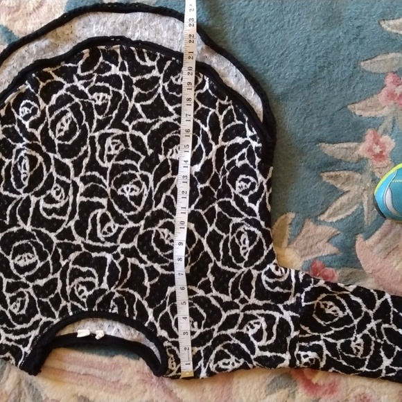 Moth by Anthropologie Rose pullover sweater - Picture 10 of 11